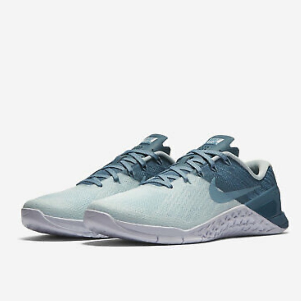 Women’s Nike Metcon 3 Glacier Blue Mica Blue Training Sneaker Size 6
